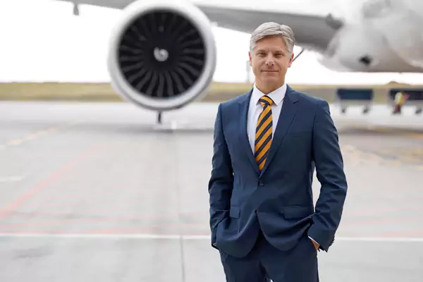 نکات مهم ظاهر پرسنل تشریفات فرودگاه